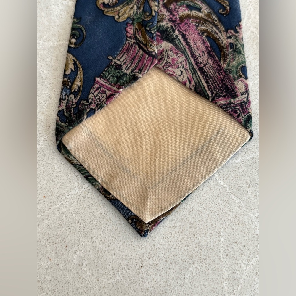 Eaton Men’s Vintage Paisley 100% Silk Tie Baroque Pattern Italian Design Pink - Picture 7 of 8